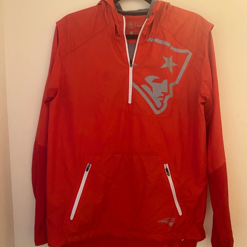 PATRIOTS Long sleeved rain jacket